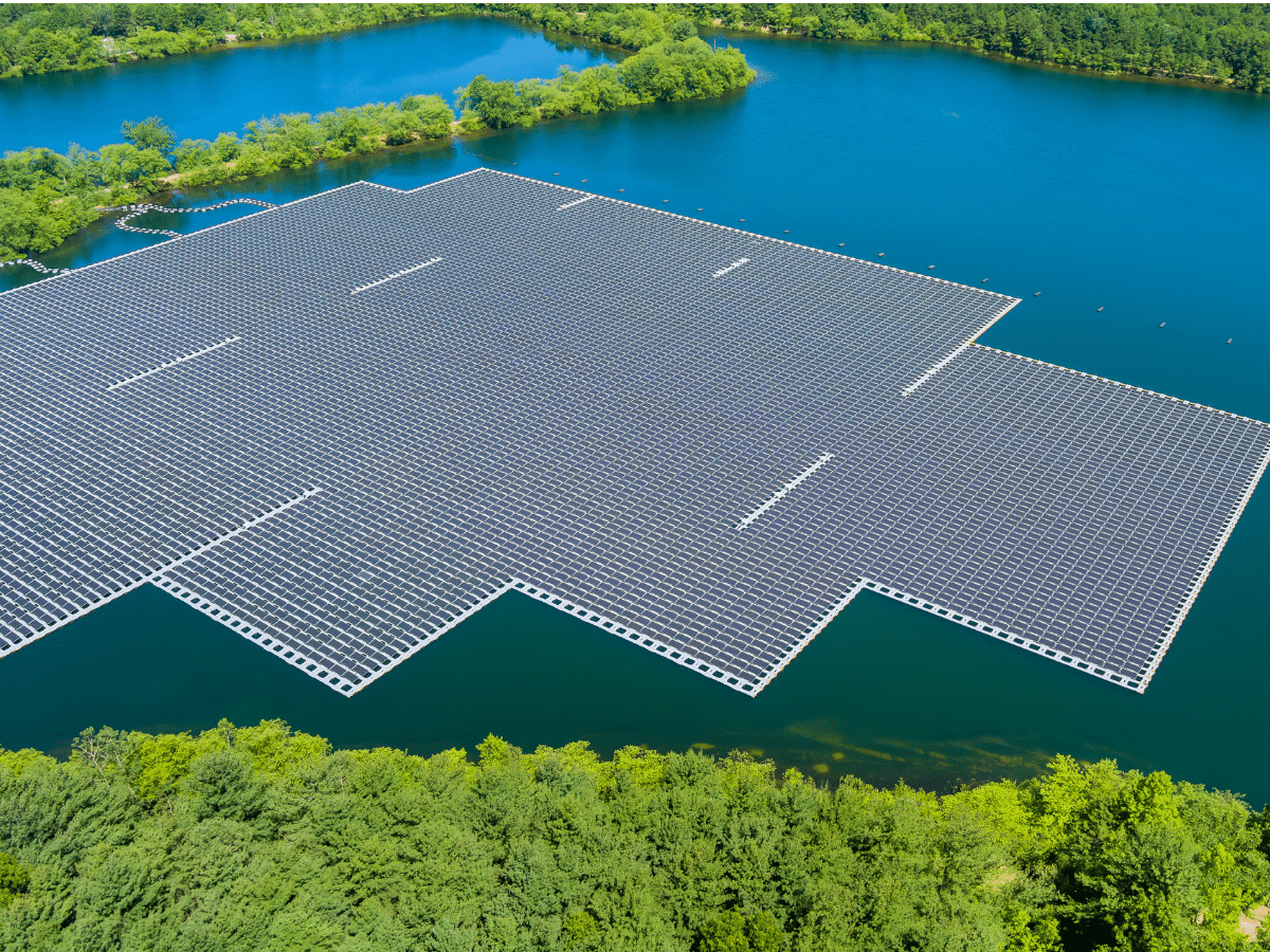 centrales solaires flottantes